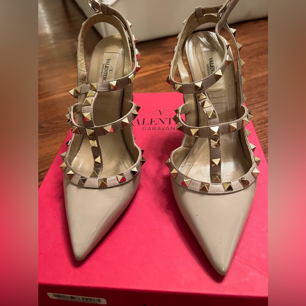 Valentino rockstud beige/nude pumps sz 39 - Picture 7 of 11